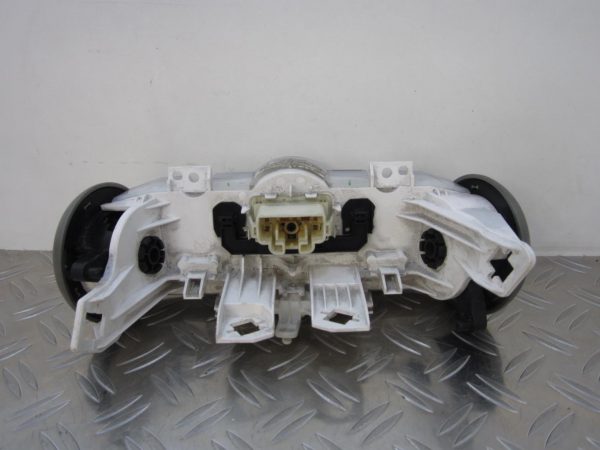 Commande chauffage PEUGEOT 107 – P69610001 / 69610001 / 69617001Q