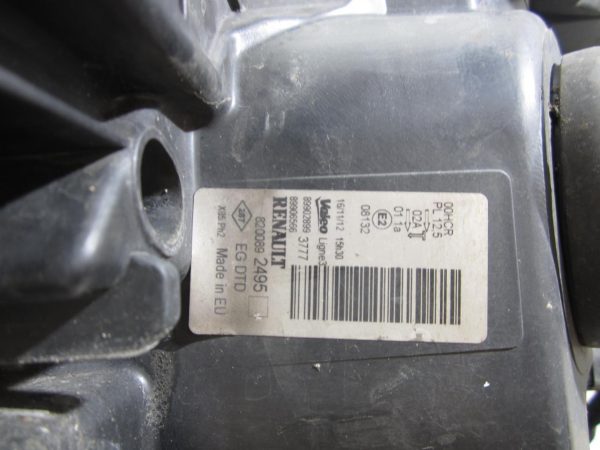 Optique avant principal droit (feux)(phare) RENAULT CLIO 3 PHASE 2 – 8200892495