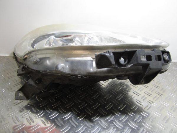 Optique avant principal droit (feux)(phare) RENAULT CLIO 3 PHASE 2 – 8200892495