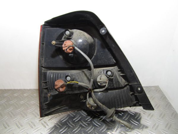 Feu arriere principal droit (feux) KIA SORENTO 1 – 924023E010