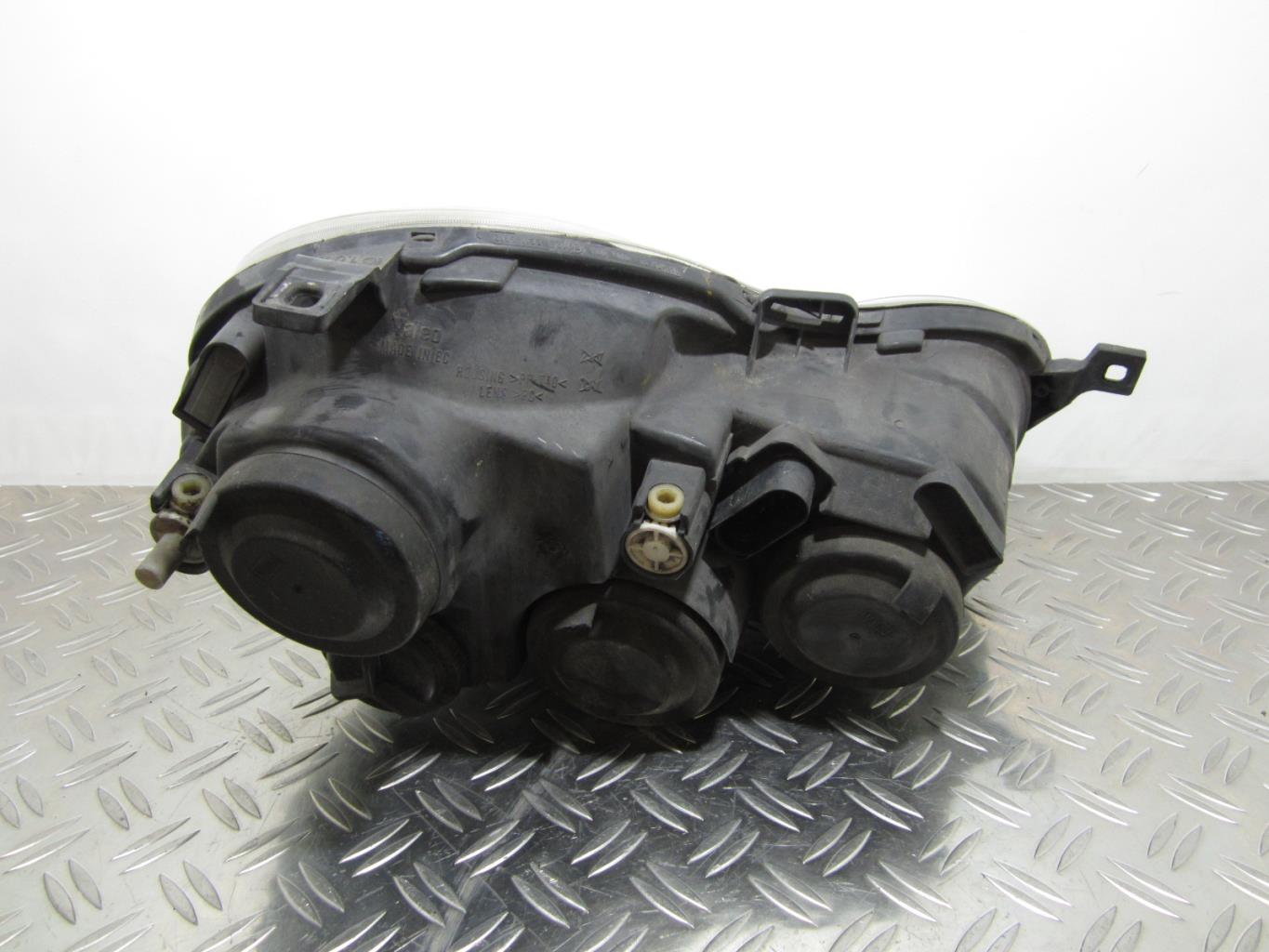 Optique avant principal gauche (feux)(phare) VOLKSWAGEN POLO 4 – 6Q1941007L