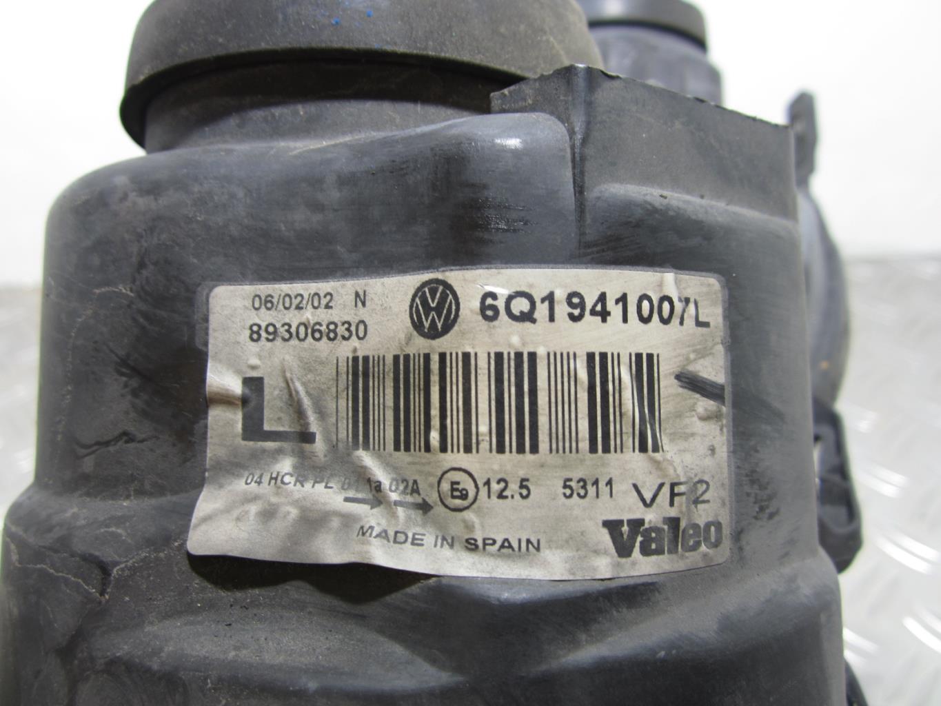 Optique avant principal gauche (feux)(phare) VOLKSWAGEN POLO 4 – 6Q1941007L