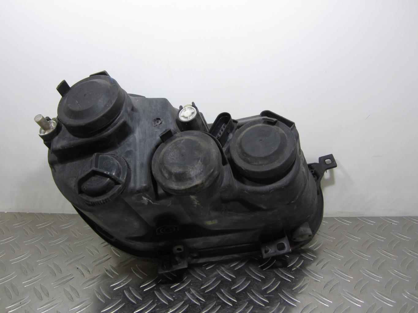 Optique avant principal gauche (feux)(phare) VOLKSWAGEN POLO 4 – 6Q1941007L