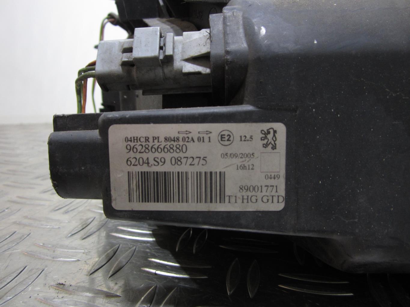 Optique avant principal gauche (feux)(phare) PEUGEOT 206 PHASE 2 – 9628666880