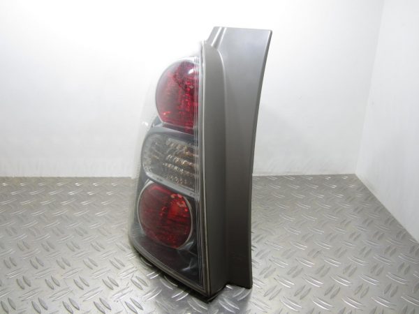 Feu arriere principal gauche (feux) TOYOTA COROLLA VERSO 2 PHASE 2 – 815600F080 / 13125FA