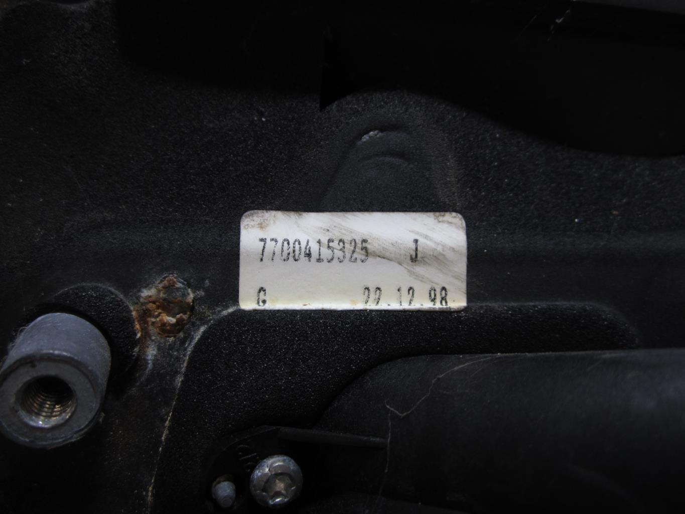 Retroviseur gauche RENAULT CLIO 2 PHASE 1 – 7700415325