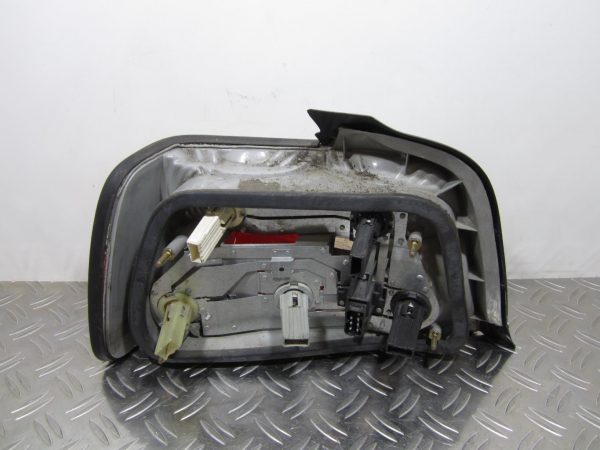 Feu arriere principal droit (feux) BMW SERIE 3 E36
