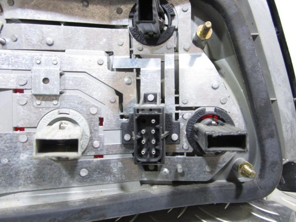 Feu arriere principal droit (feux) BMW SERIE 3 E36