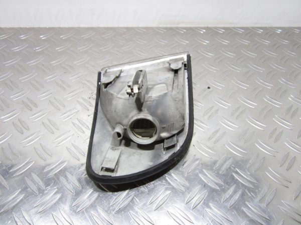 Repetiteur clignotant avant gauche (Feux) AUDI A6 1 – 145841