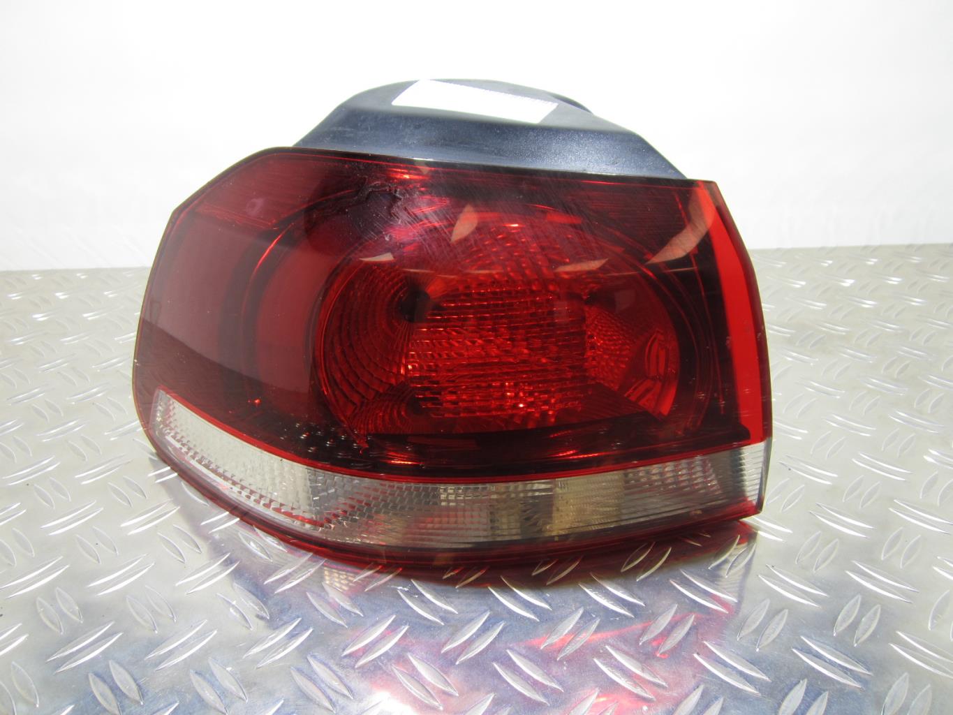 Feu arriere principal gauche (feux) VOLKSWGAGEN GOLF 6 – 5K0945095E