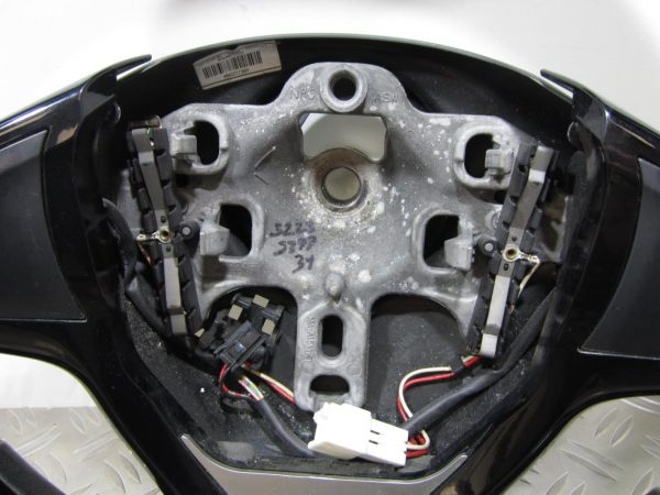 Volant RENAULT CLIO 4 PHASE 1 – 484001738R