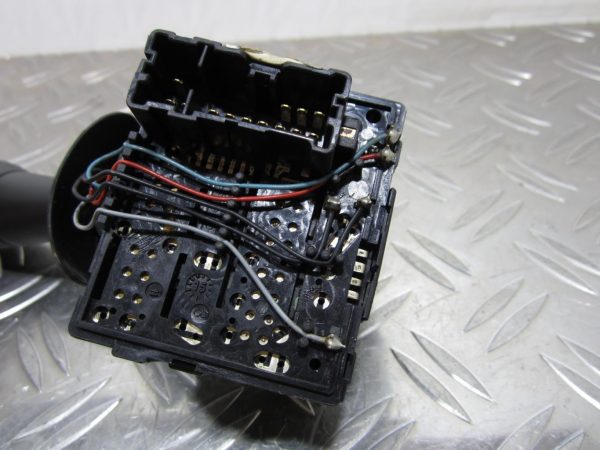 Commodo d’essuie glaces RENAULT CLIO 4 PHASE 1 – 255671163R