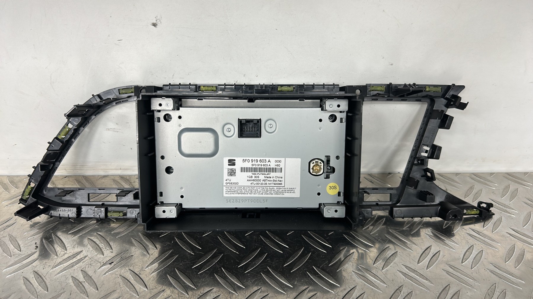 Ecran GPS SEAT LEON 3 PHASE 1 – 5F0919603A