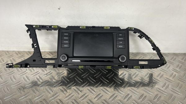 Ecran GPS SEAT LEON 3 PHASE 1 – 5F0919603A