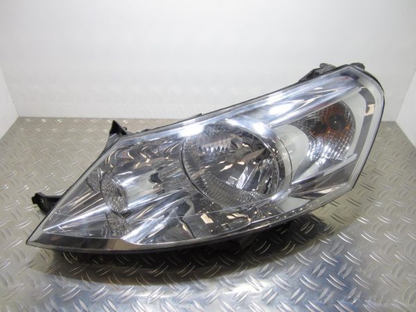 Optique avant principal gauche (feux)(phare) PEUGEOT EXPERT 2 – 89902623
