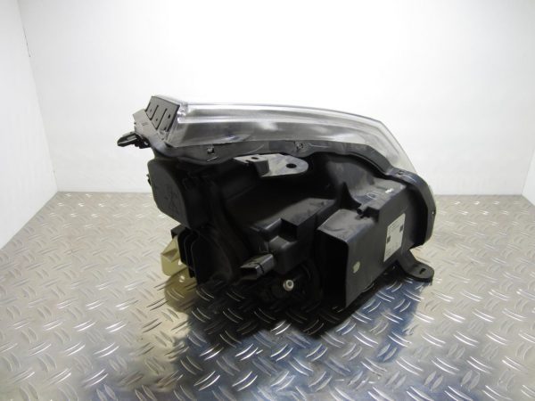 Optique avant principal gauche (feux)(phare) RENAULT VEL SATIS PHASE 2 – 8200384025