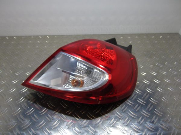 Feu arriere principal droit (feux) RENAULT CLIO 3 PHASE 2 – 8200886946 / 26110202