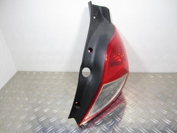 Feu arriere principal droit (feux) RENAULT CLIO 3 PHASE 2 – 8200886946 / 26110202
