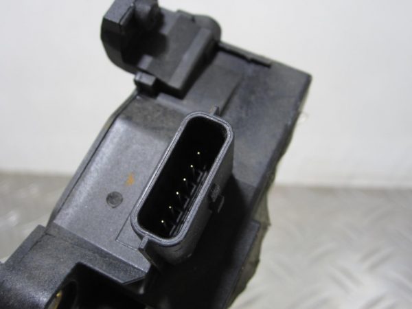 Potentiometre de pedale de gaz d’accelerateur RENAULT MEGANE 4 PHASE 2 BREAK – 180026830R