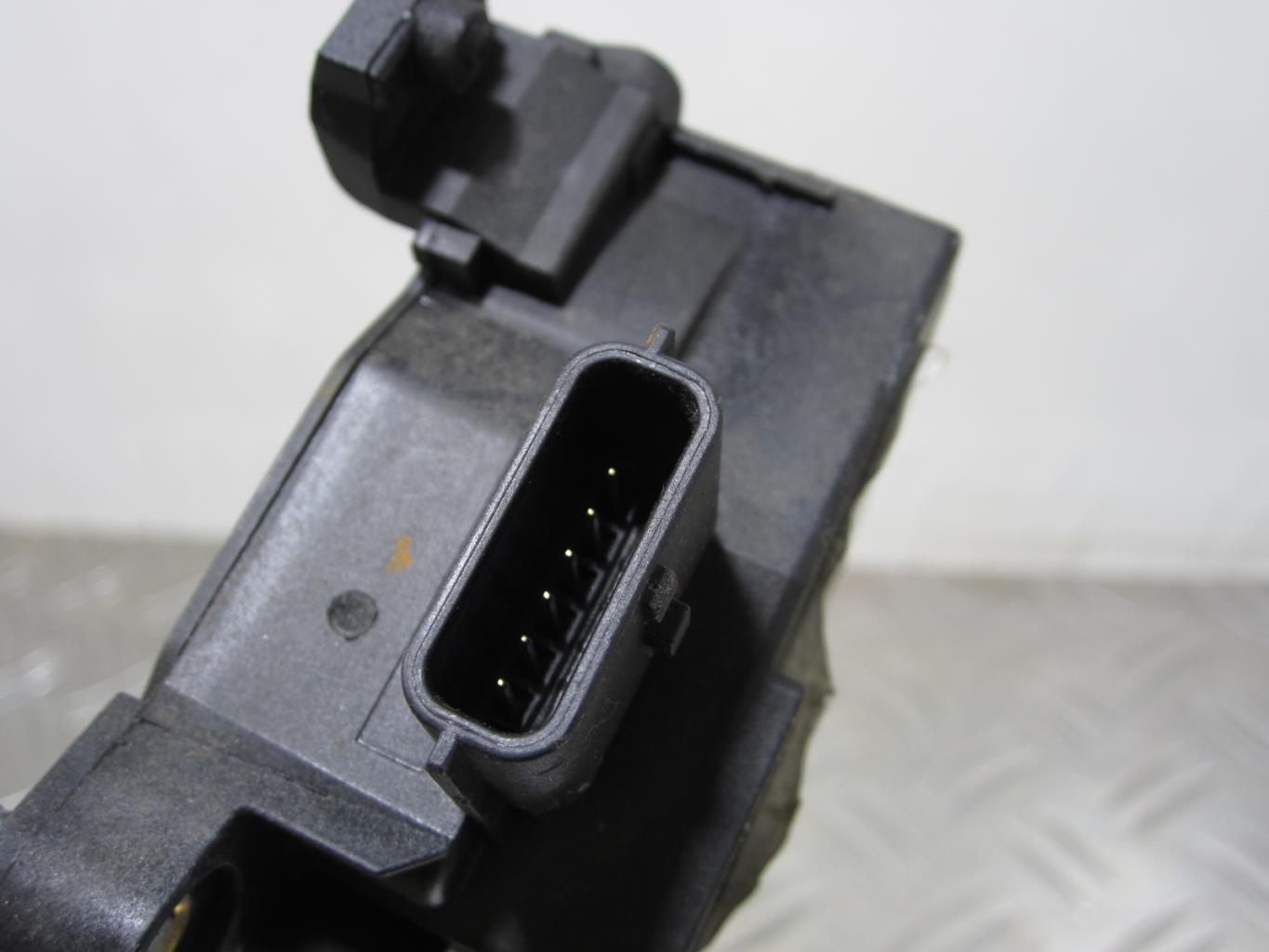 Potentiometre de pedale de gaz d’accelerateur RENAULT MEGANE 4 PHASE 2 BREAK – 180026830R