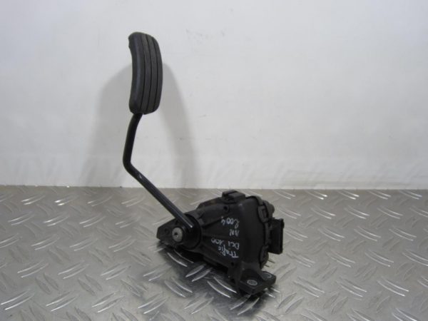 Potentiometre de pedale de gaz d’accelerateur RENAULT TRAFIC 2 PHASE 1 – 7700313060
