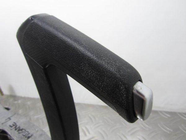 Levier frein à main RENAULT MEGANE 4 PHASE 2 BREAK – 360104593R
