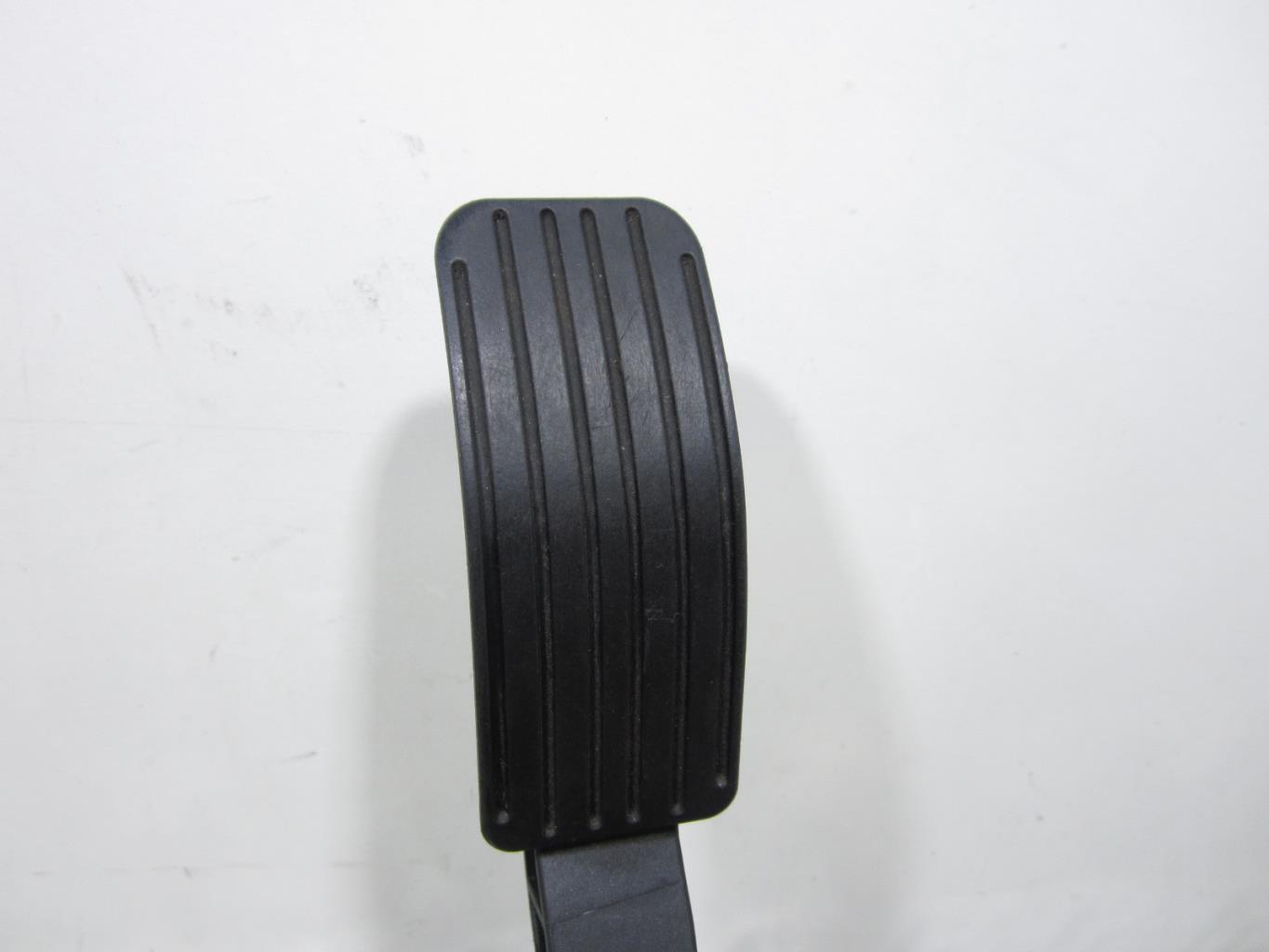 Potentiometre de pedale de gaz d’accelerateur PEUGEOT 206 PHASE 1 – 9645852280