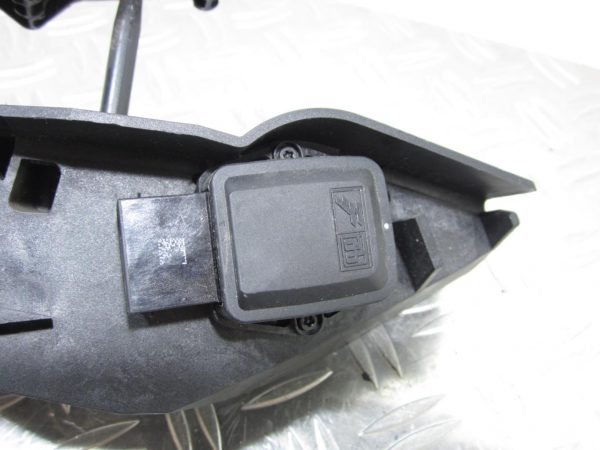 Potentiometre de pedale de gaz d’accelerateur BMW SERIE 1 E87 PHASE 1 – 3542677264601 / 35426772646 / 25916010