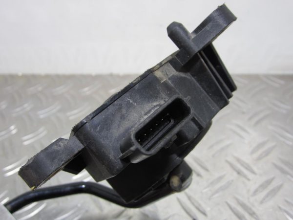 Potentiometre de pedale de gaz d’accelerateur OPEL MOKKA 1 PHASE 1 – 8200414518