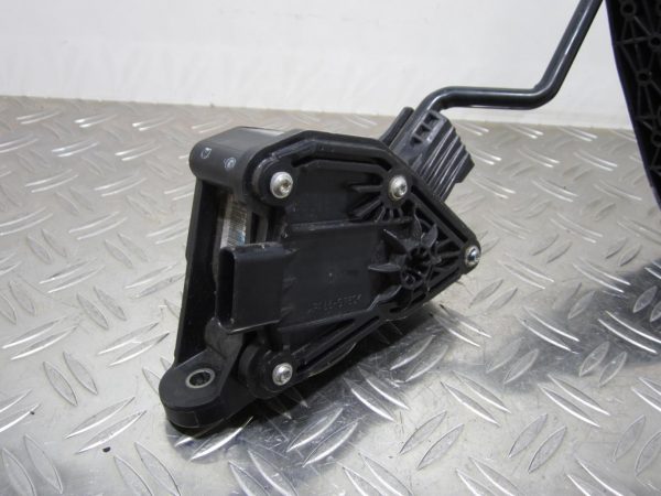 Potentiometre de pedale de gaz d’accelerateur HONDA CIVIC 8 PHASE 1 – JM07A