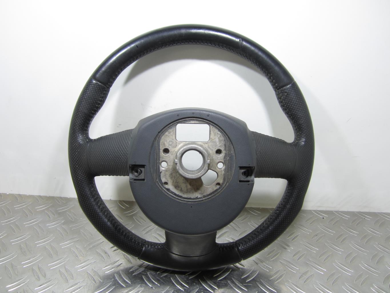 Volant AUDI A5 1 COUPE PHASE 1 – 8T0419091