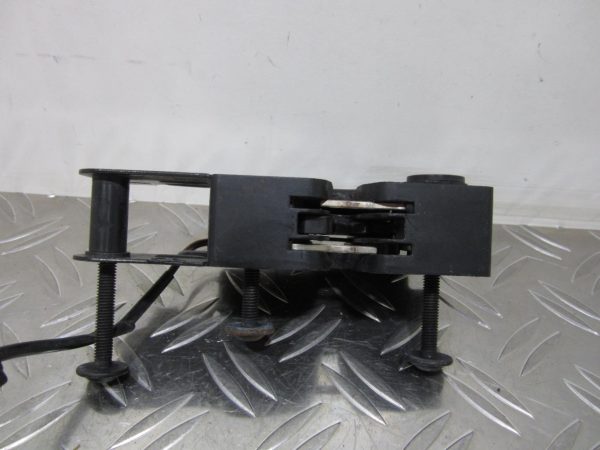 Serrure de capot AUDI A5 1 COUPE PHASE 1 – 8T1823746