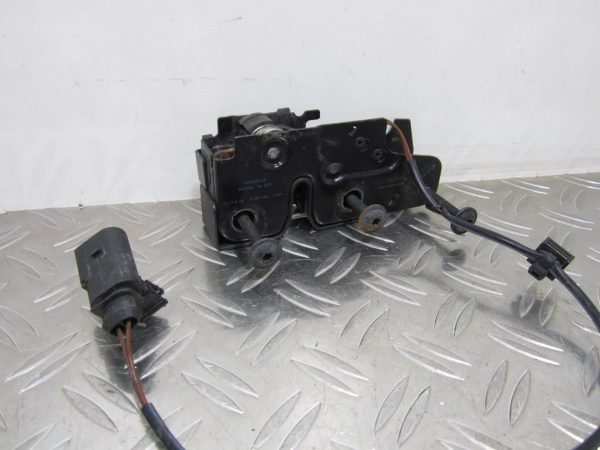Serrure de capot AUDI A5 1 COUPE PHASE 1 – 8T1823746