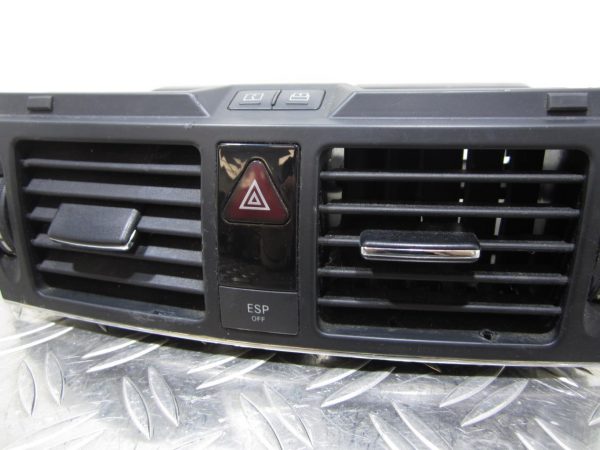 Aerateur tableau de bord MERCEDES CLASSE C W204 PHASE 1 – 815510F020