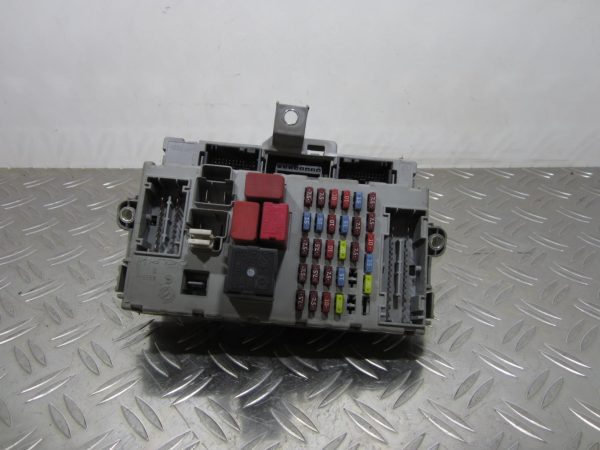 Porte fusible FIAT PUNTO 2 PHASE 1 – 406626