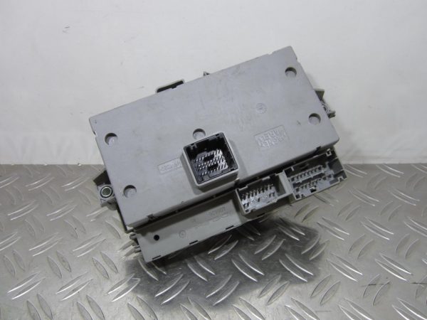 Porte fusible FIAT PUNTO 2 PHASE 1 – 406626