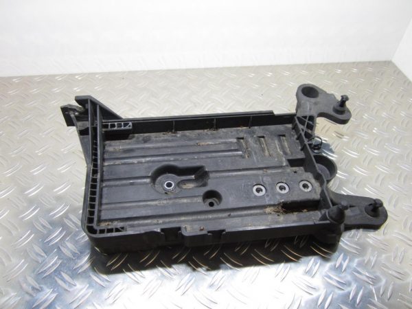 Support de batterie SEAT LEON 3 PHASE 1 – 5Q0915321