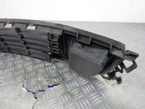 Grille de pare choc CITROEN C5 2 – 9681052677