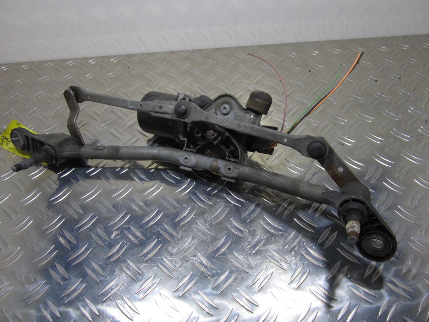 Moteur essuie glace avant RENAULT CLIO 3 PHASE 1 – 53567502