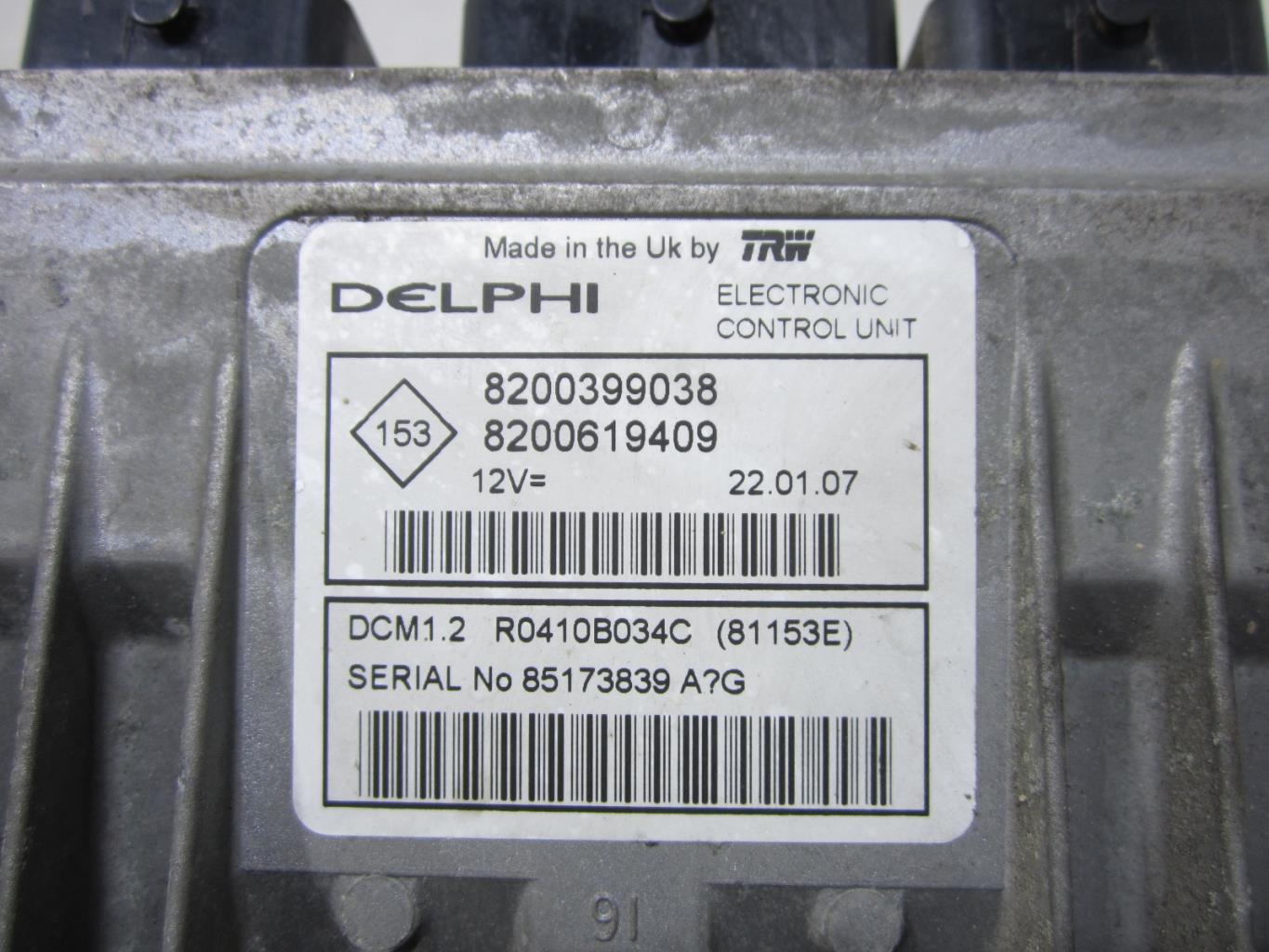 Calculateur moteur RENAULT CLIO 3 PHASE 1 – 8200399038 / 8200619409 / R0410B034C