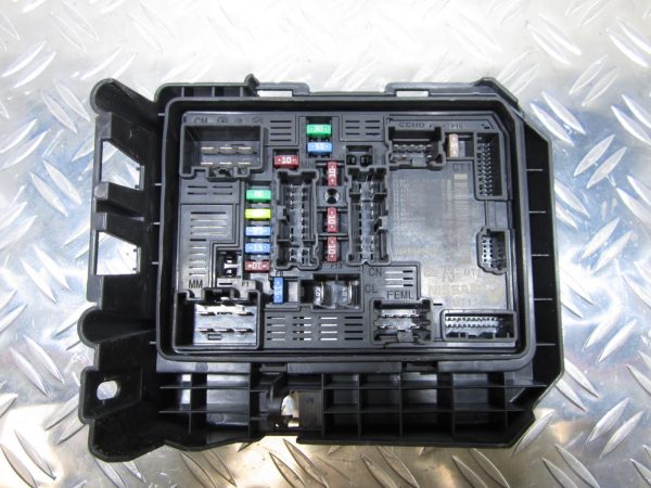 Boitier UPC RENAULT CLIO 5 – 284B69582R