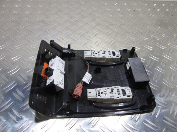 Eclairage de plafonnier RENAULT CLIO 5 – 969809004R