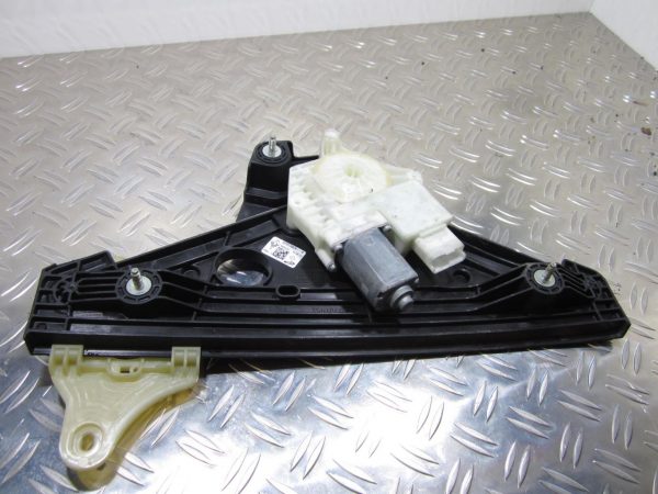 Leve vitre electrique arriere gauche RENAULT CLIO 5 – 827217837R
