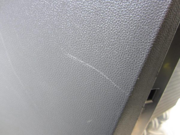 Boite a gants RENAULT CLIO 5 – 681081375R