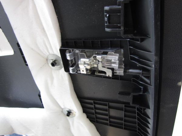 Boite a gants RENAULT CLIO 5 – 681081375R