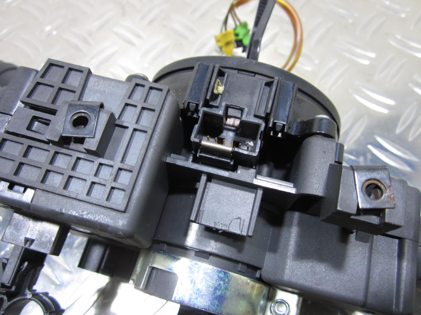 Com (Bloc Contacteur Tournant+Commodo Essuie Glace+Commodo Phare) FIAT DUCATO 3 PHASE 1 – 07354301000
