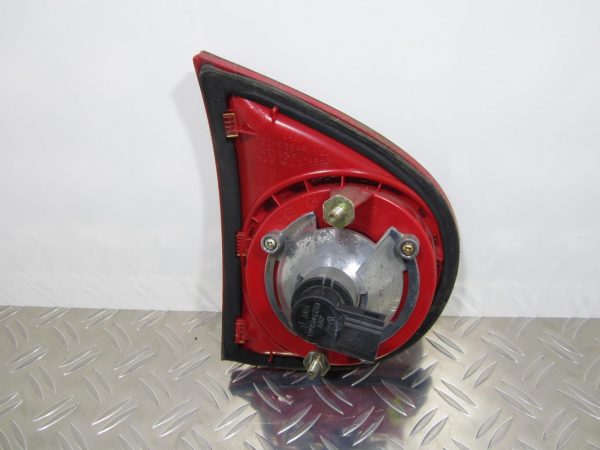 Feu arriere secondaire droit (feux) VOLKSWAGEN GOLF 5 – 1K6945094K