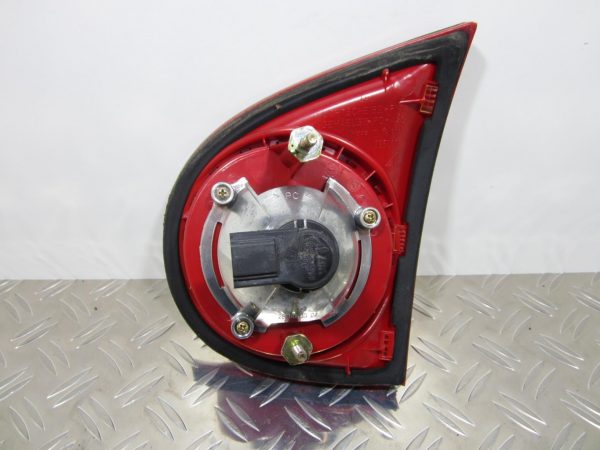 Feu arriere secondaire gauche (feux) VOLKSWAGEN GOLF 5 – 1K6945093E