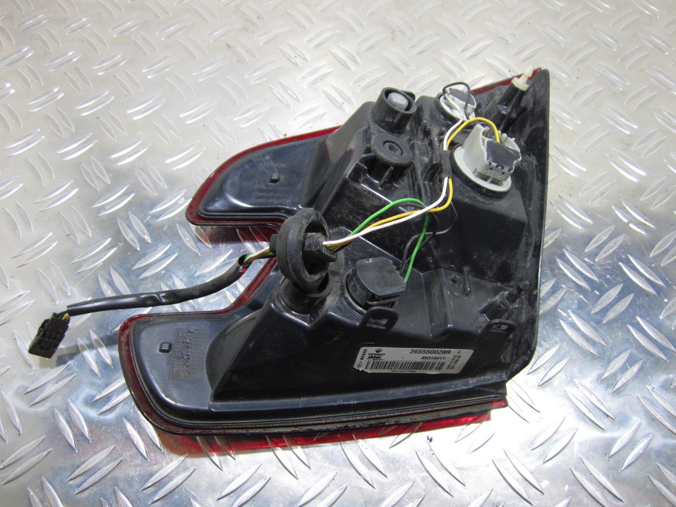 Feu arriere secondaire gauche (feux) RENAULT MEGANE 3 PHASE 1 – 265550028r