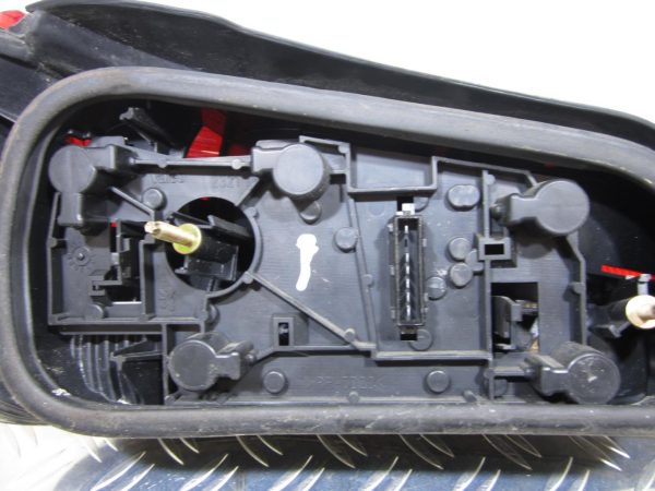 Feu arriere principal droit (feux) PEUGEOT 306 PHASE 1 – 2321d1